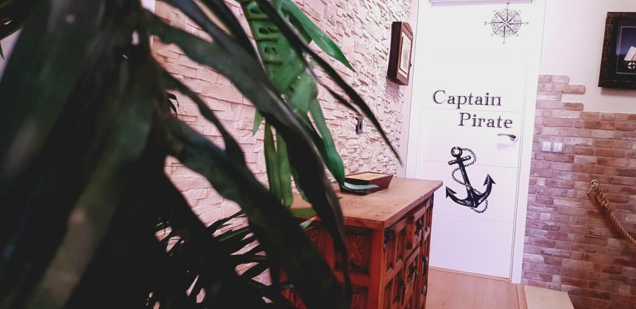 Apartamento Duplex Frente Al Mar Paseo Maritimo Torremolinos Lägenhet Exteriör bild